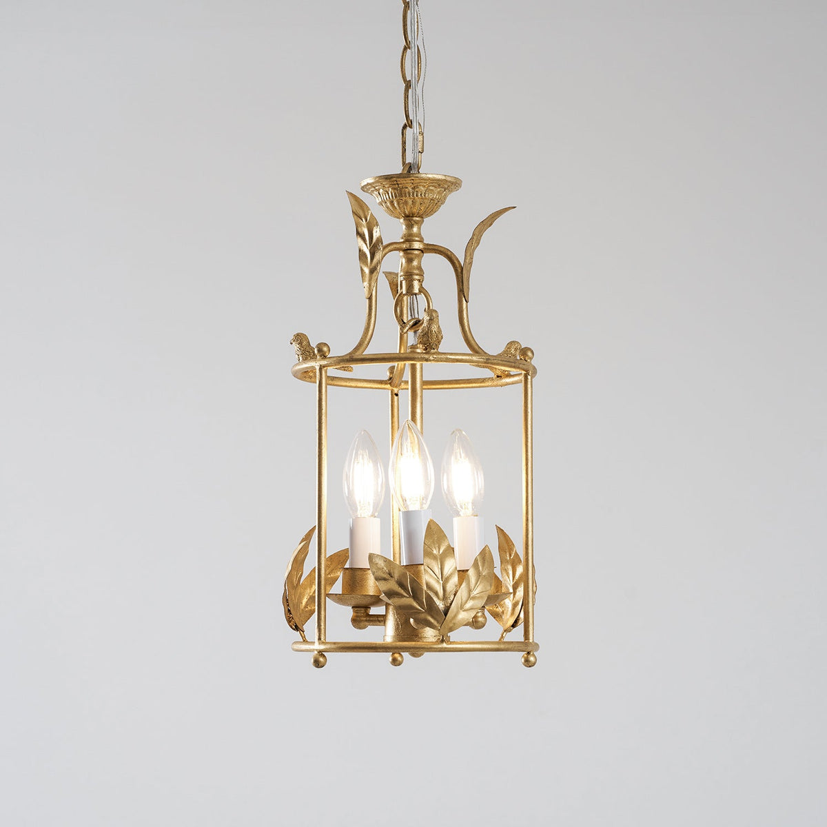 Gomei Lantern Pendant Light