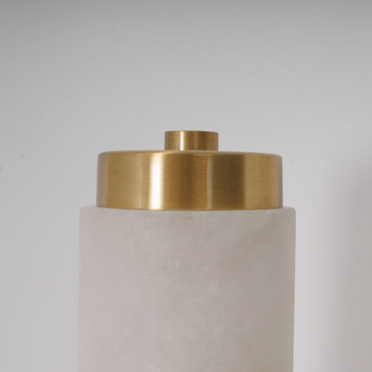 Neuma Alabaster Indoor Wall Light