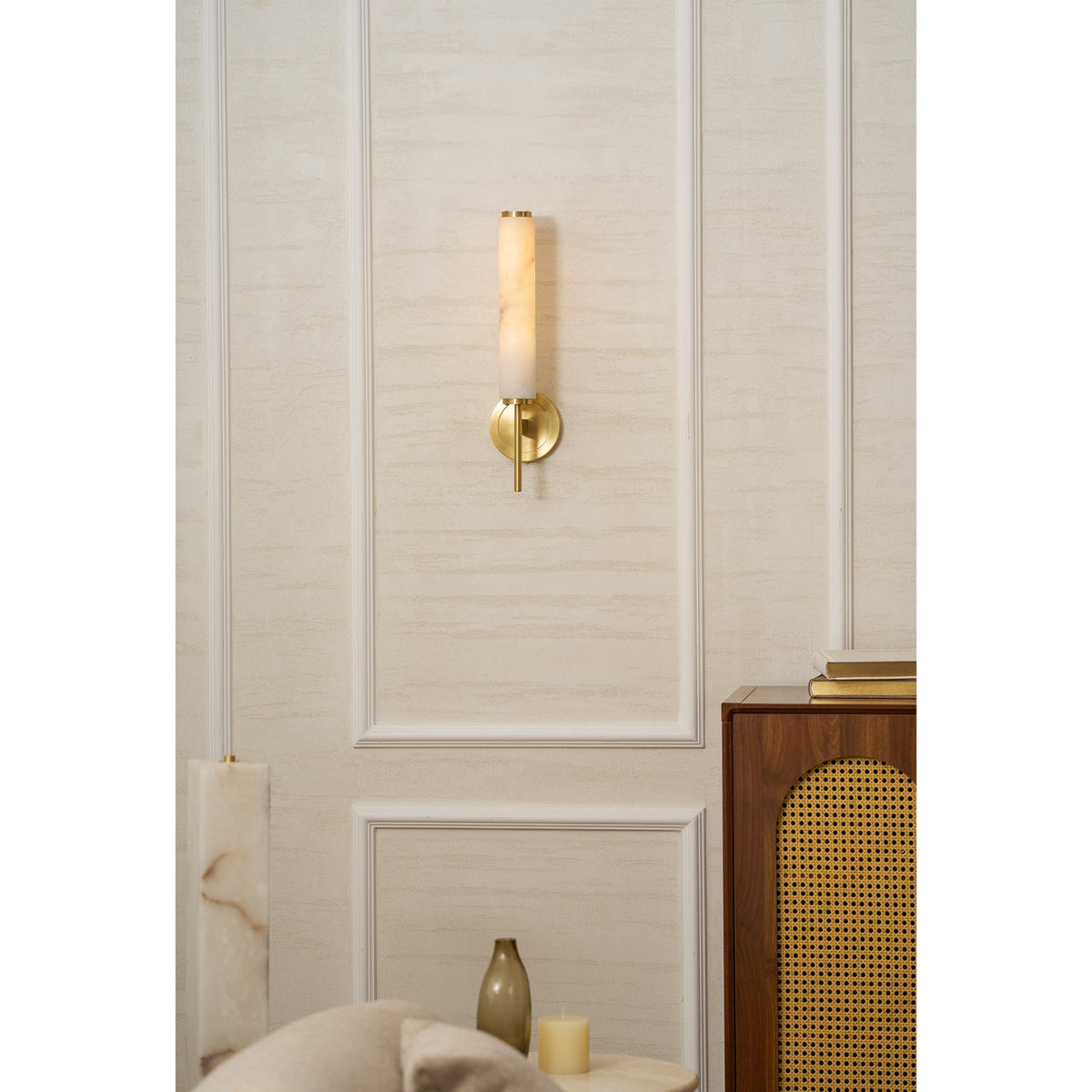 Neuma Alabaster Indoor Wall Light