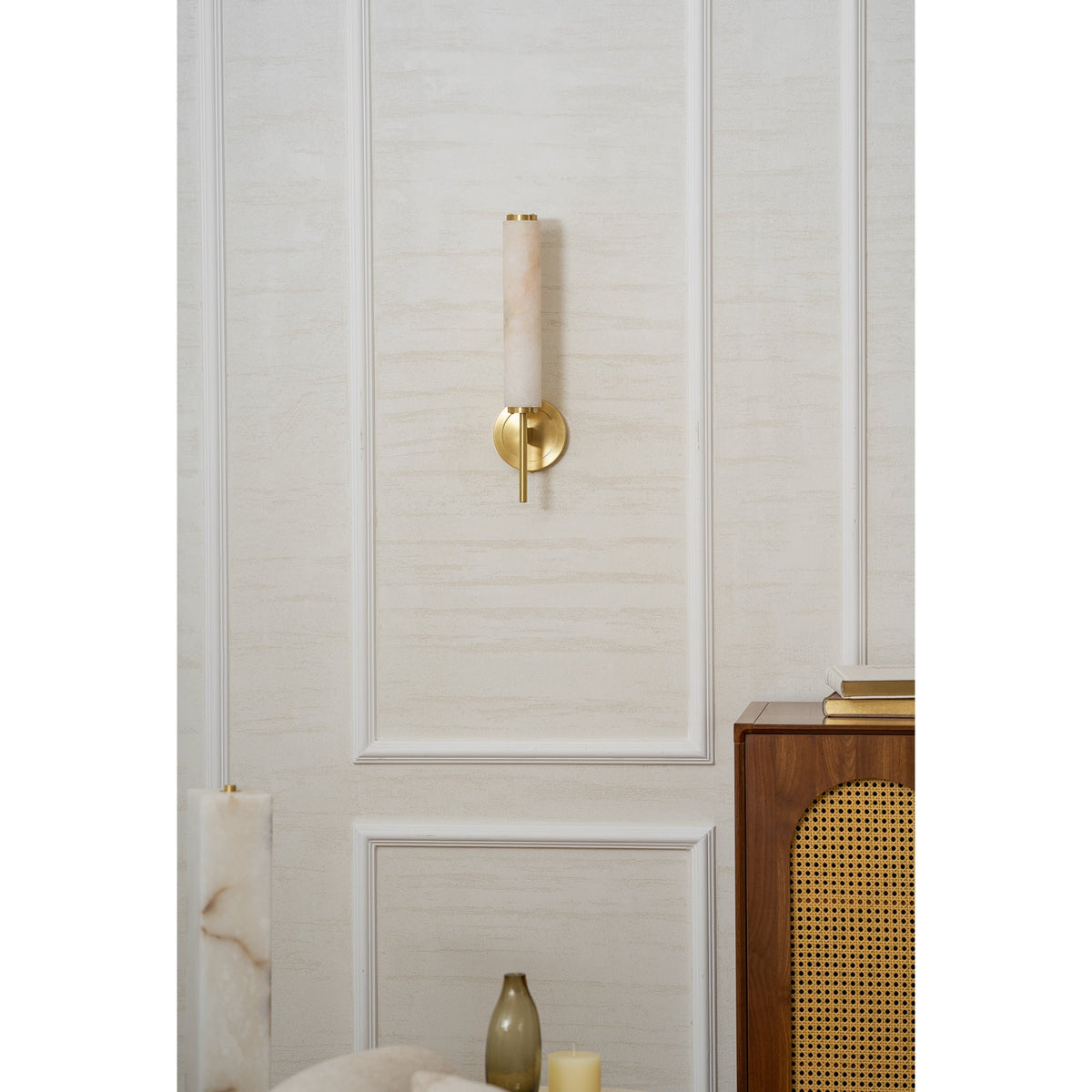 Neuma Alabaster Indoor Wall Light