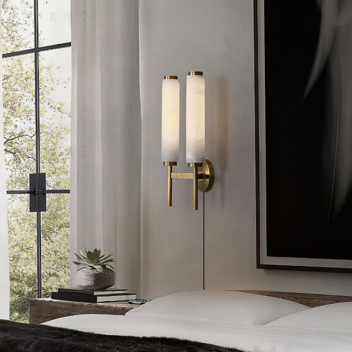 Reniielle Plug-in Wall Lamp
