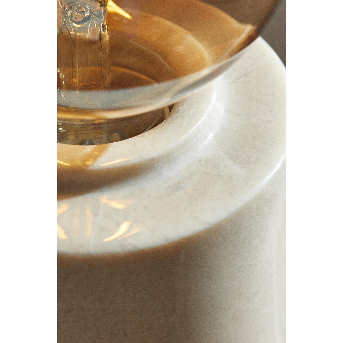 Elaerella Table Lamp