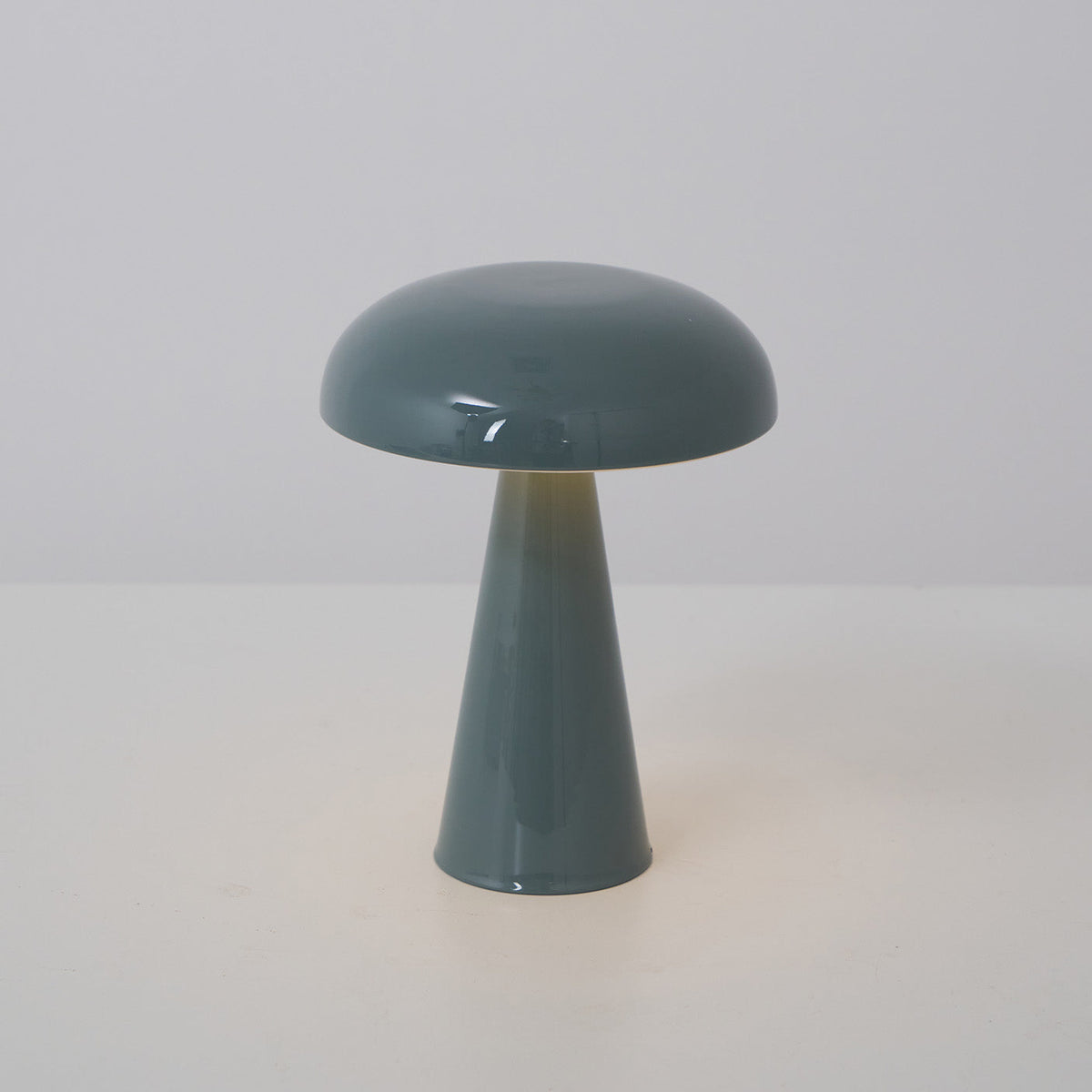 Umberley Metal Cordless Table Lamp