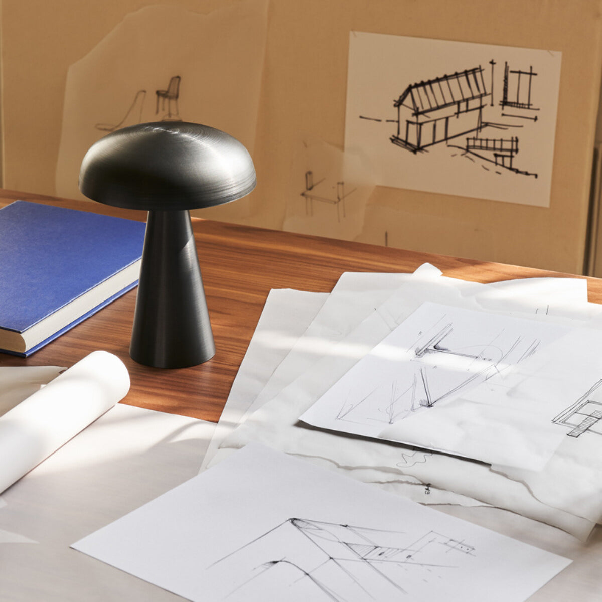 Umberley Metal Cordless Table Lamp