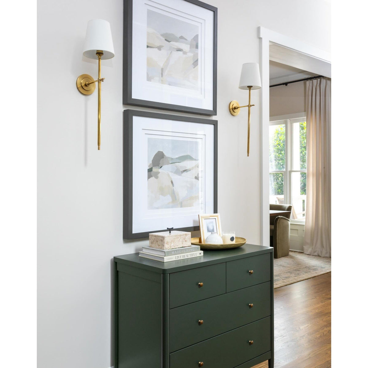 Lioranella Wall Lamp