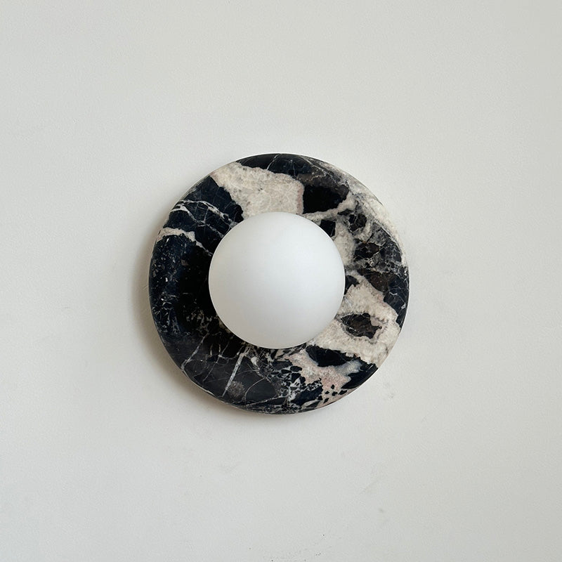 Uvinos Wall Lamp