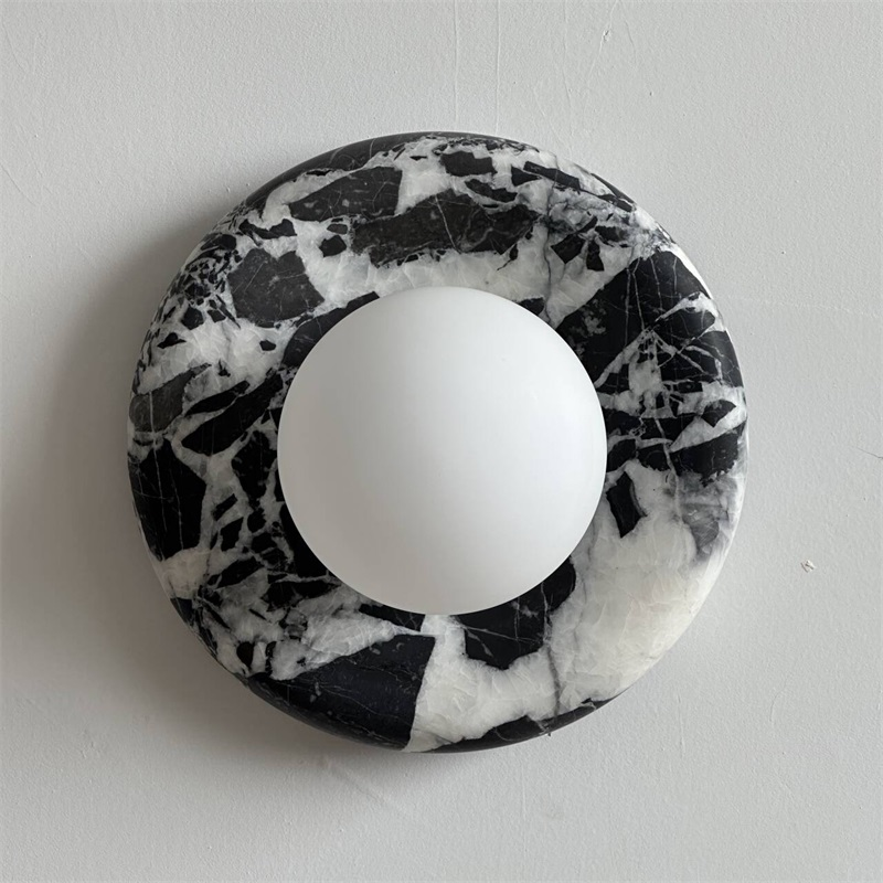 Uvinos Wall Lamp