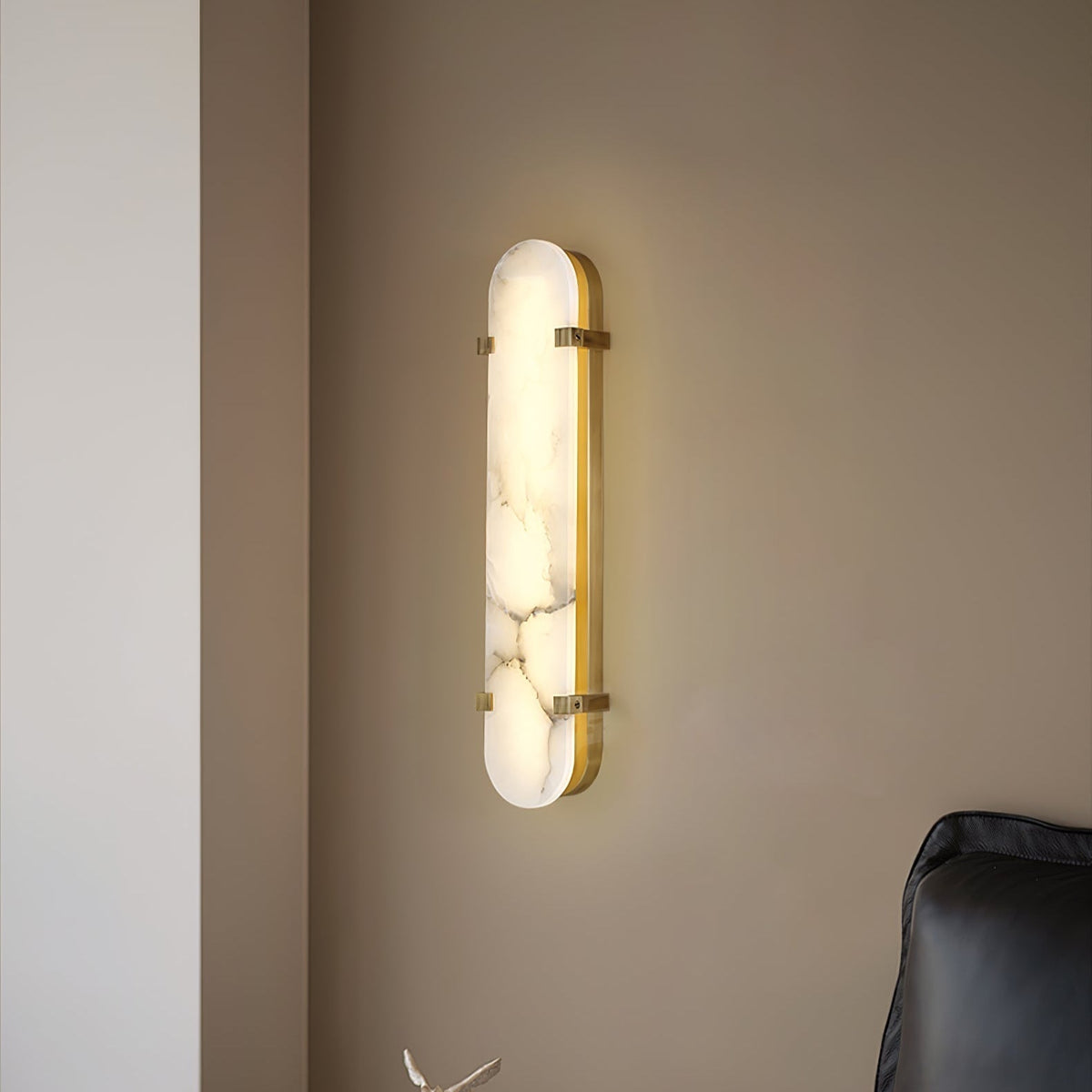 Nivanise Modern Alabaster Wall Light