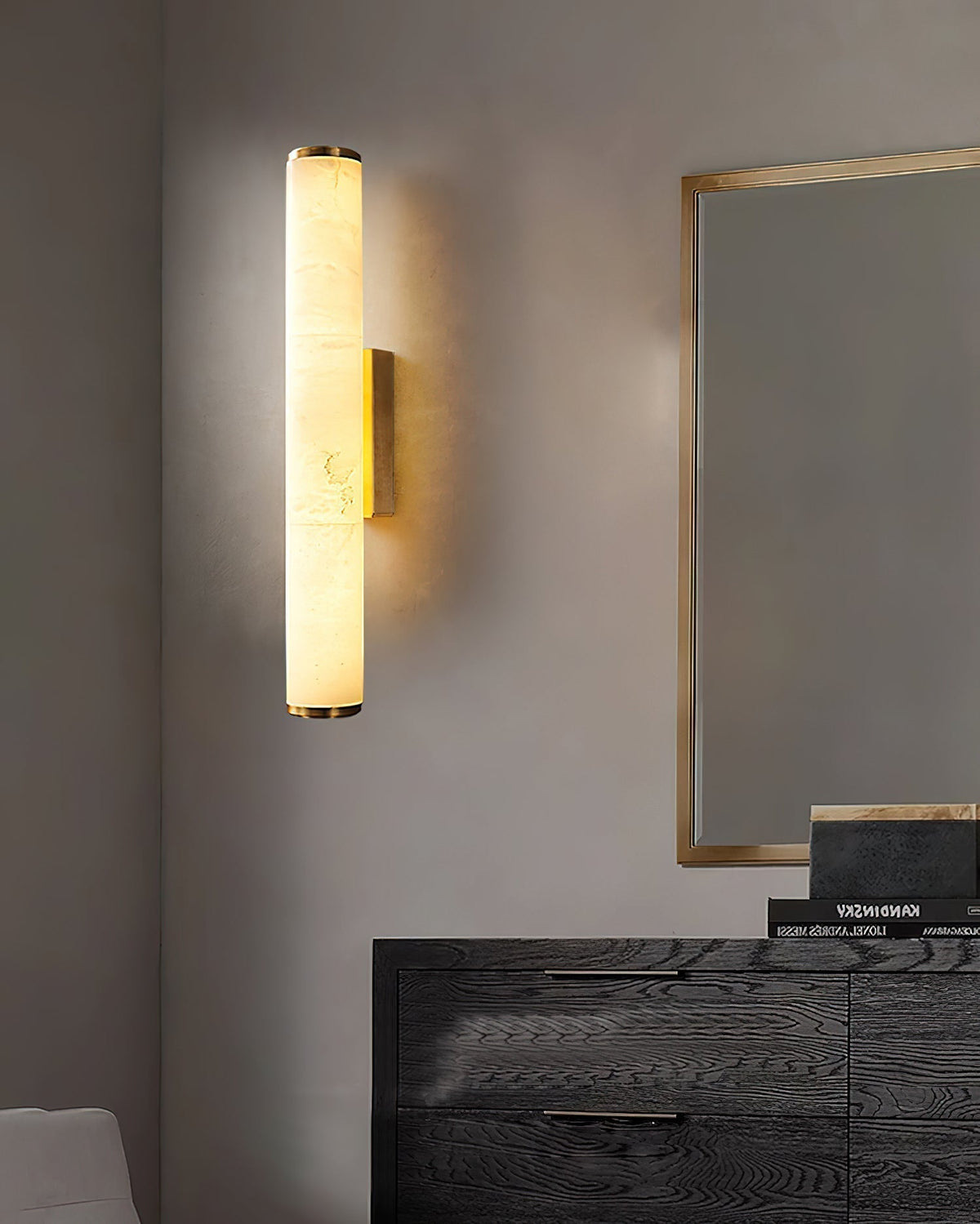 Velarelia Wall Lamp