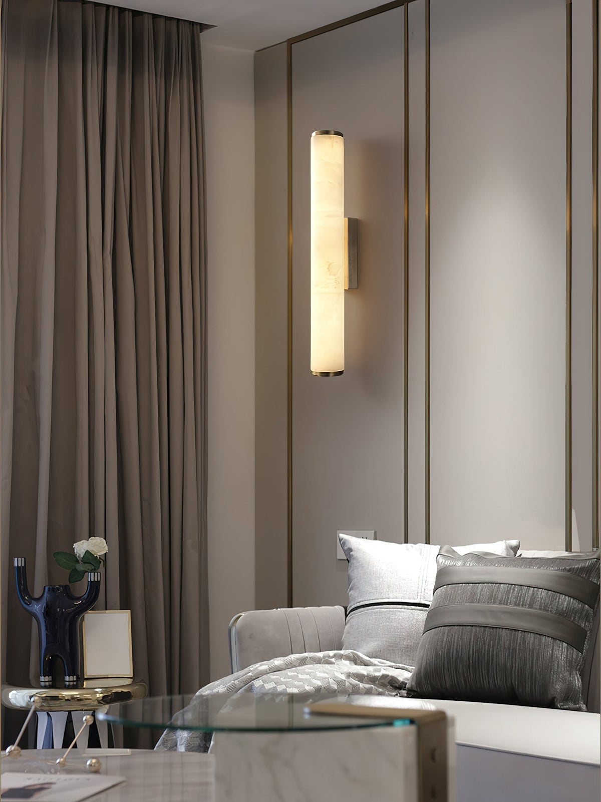 Velarelia Wall Lamp