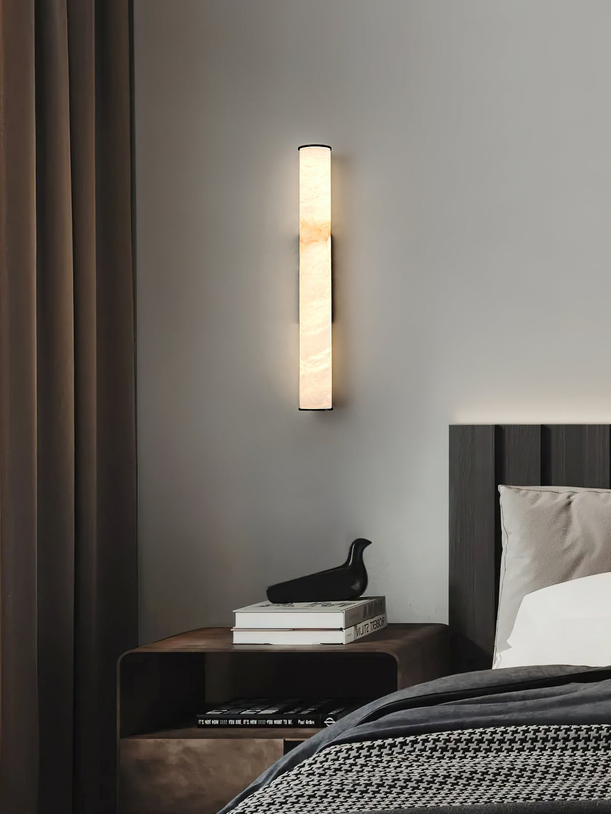 Velarelia Wall Lamp
