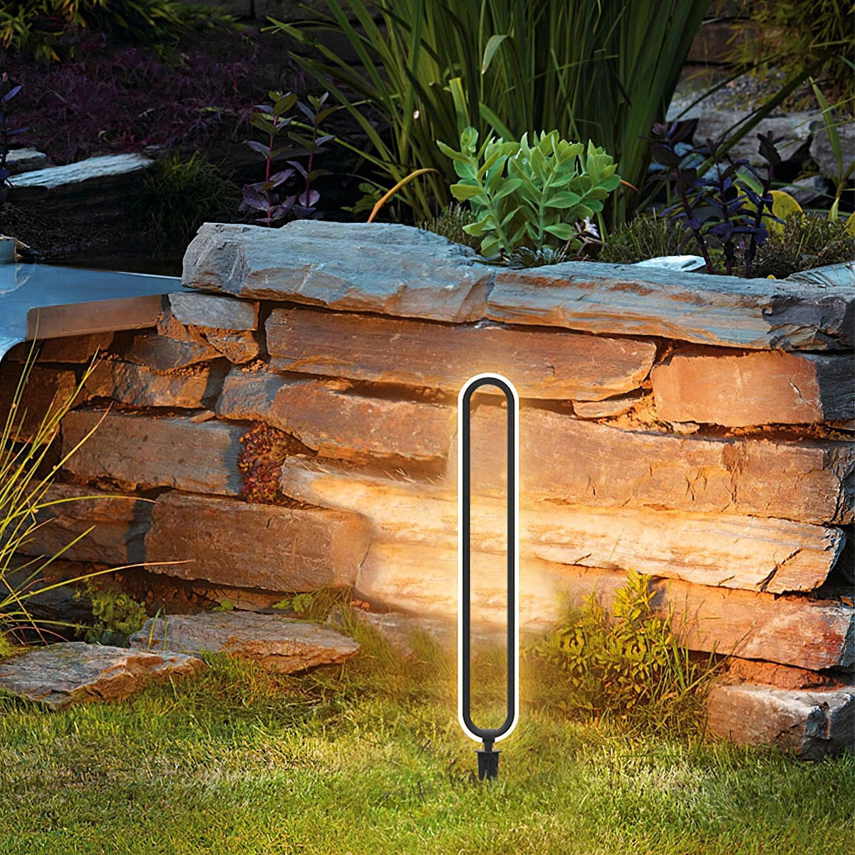 Ovalor Black Garden Outdoor Light