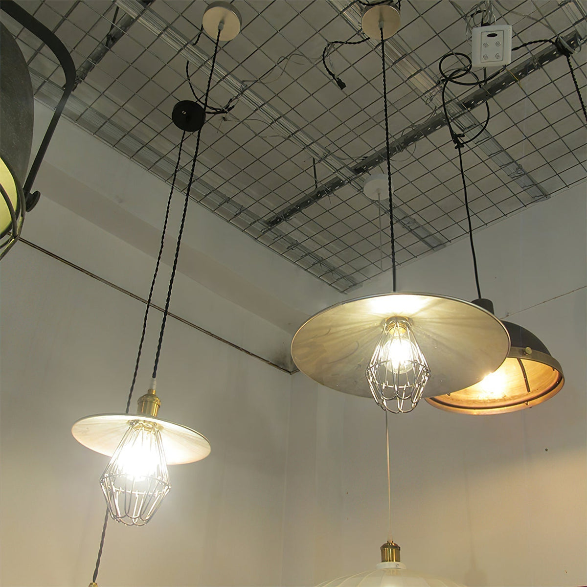 Sorivelle Pendant Light