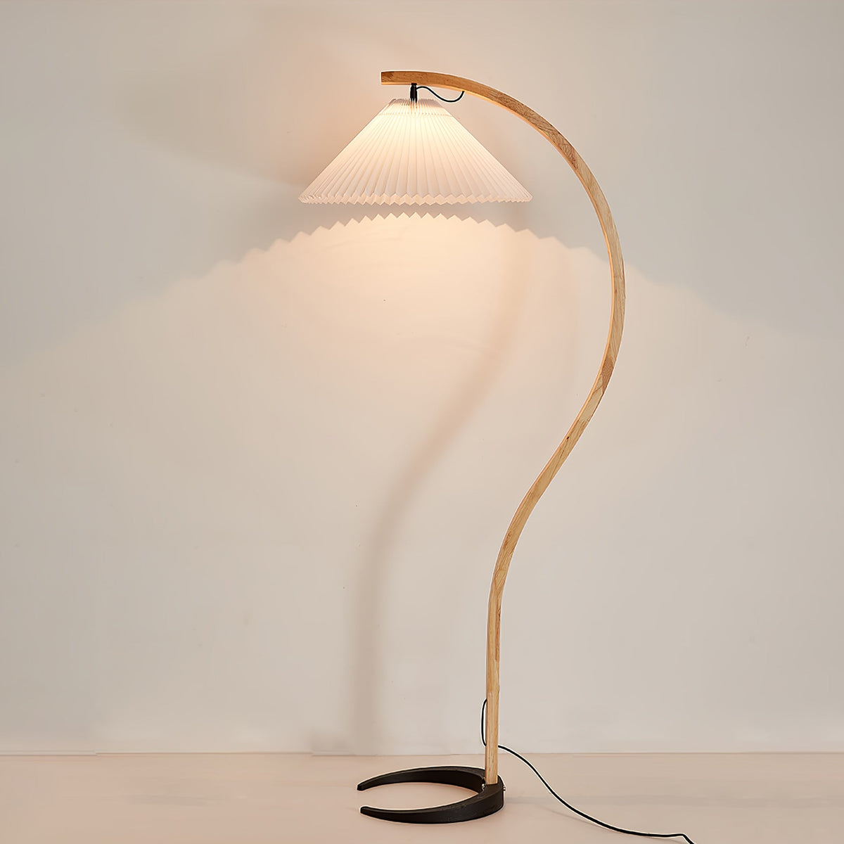 Viaro Wood Floor Lamp