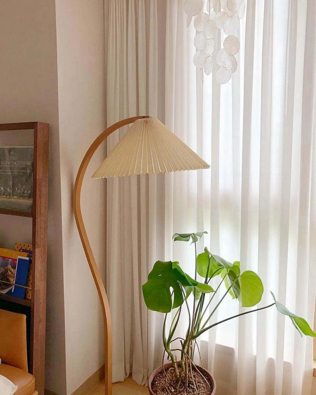 Viaro Wood Floor Lamp
