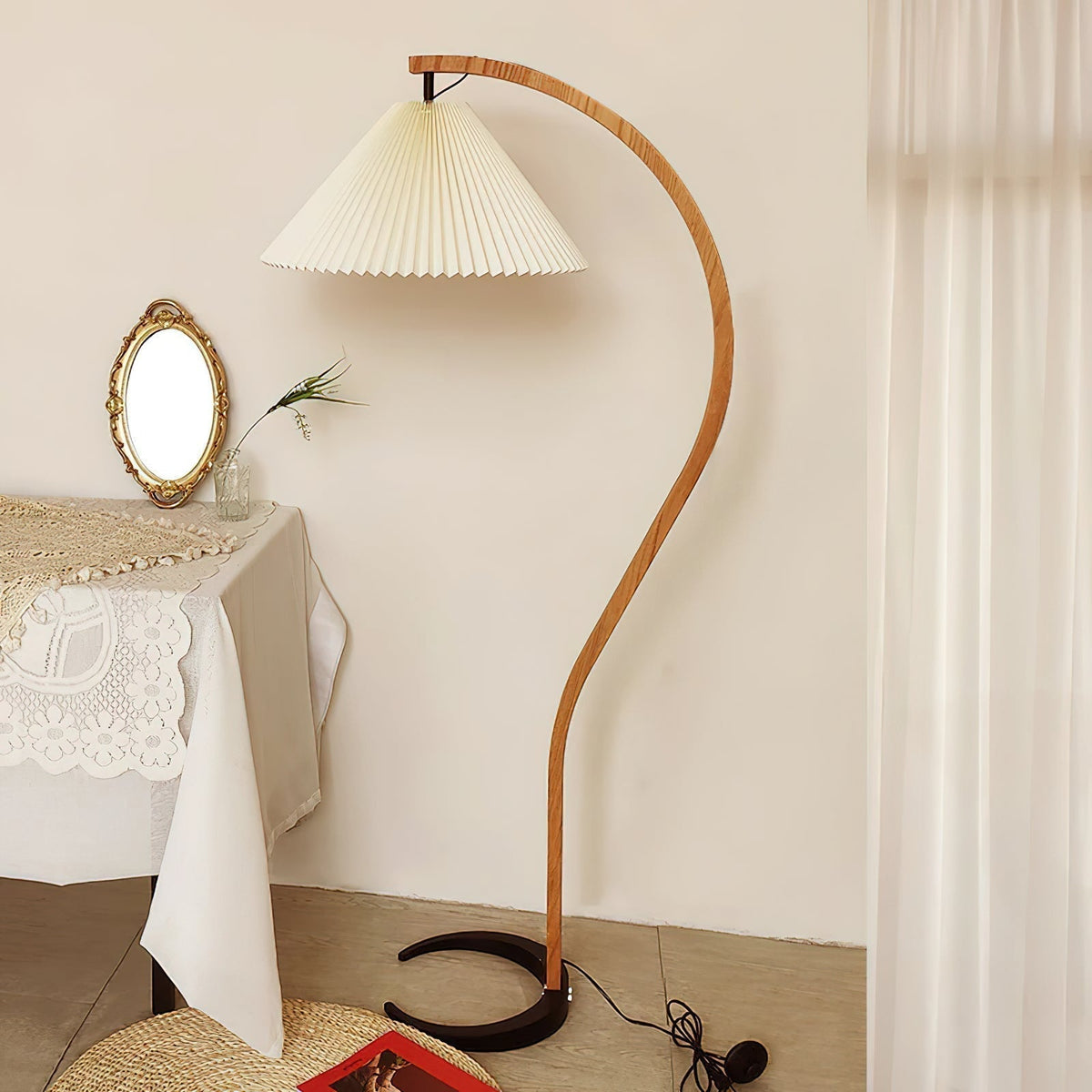 Terra Floor Lamp