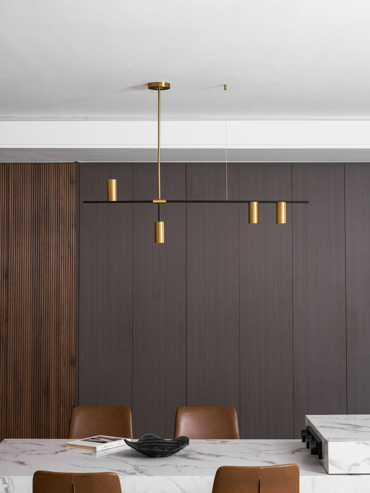 Quedox Linear Chandelier