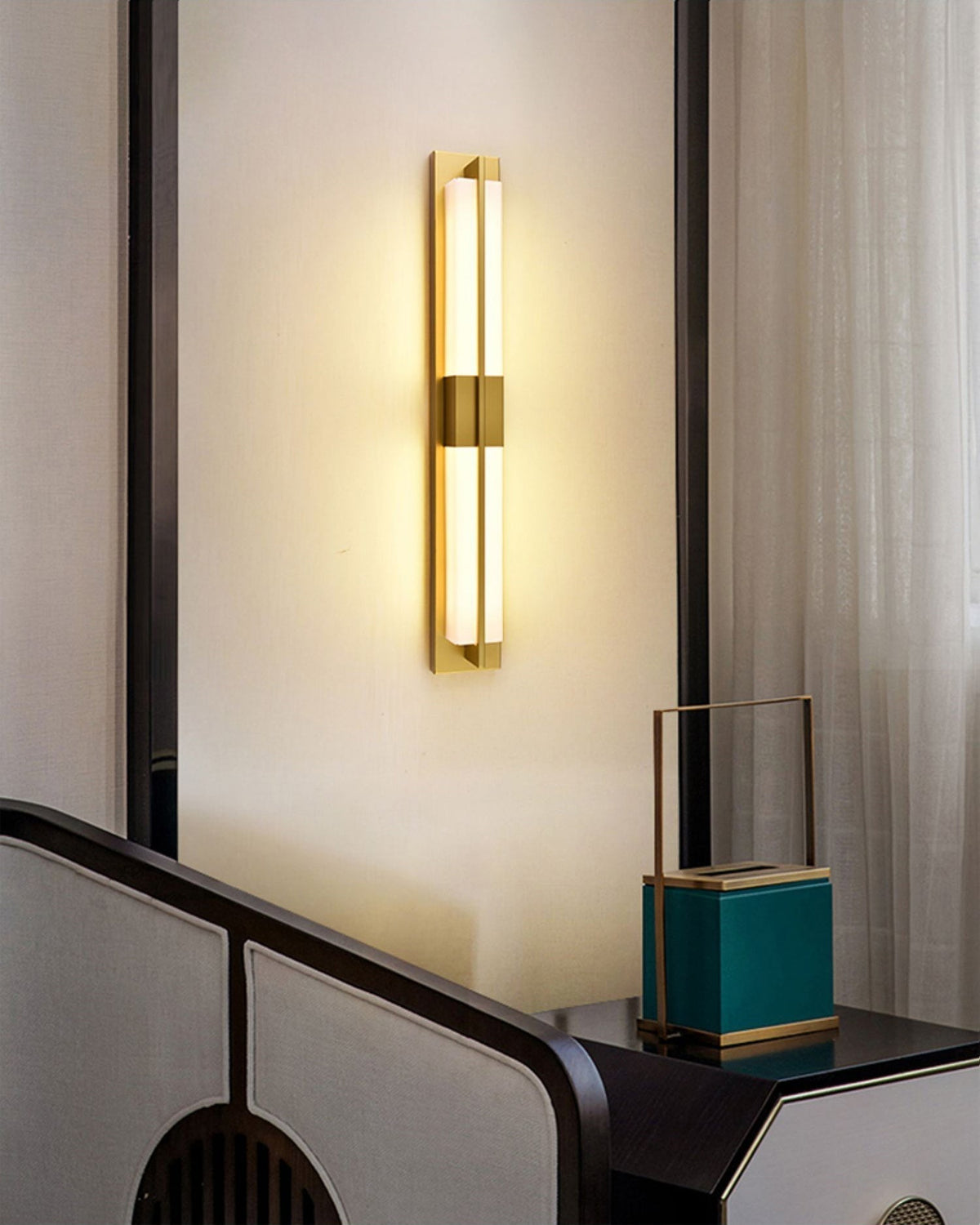 Renanine Sconce Wall Lamp