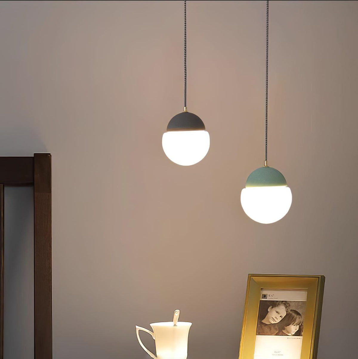 Ilraearis Glass Pendant Light