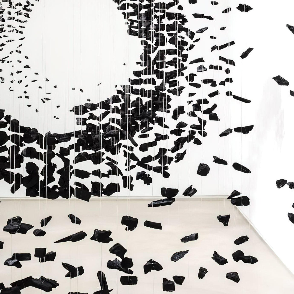 Jemei Black Stones Chandelier