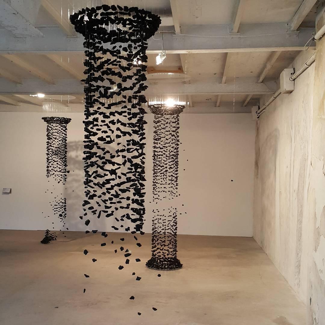 Jemei Black Stones Chandelier
