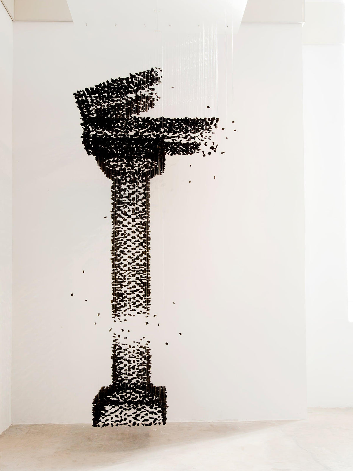 Jemei Black Stones Chandelier