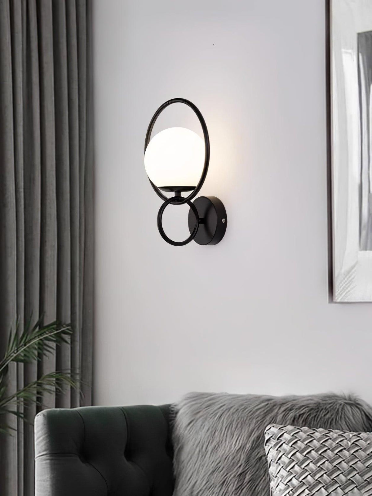 Jaxon Minimalist Wall Lamp