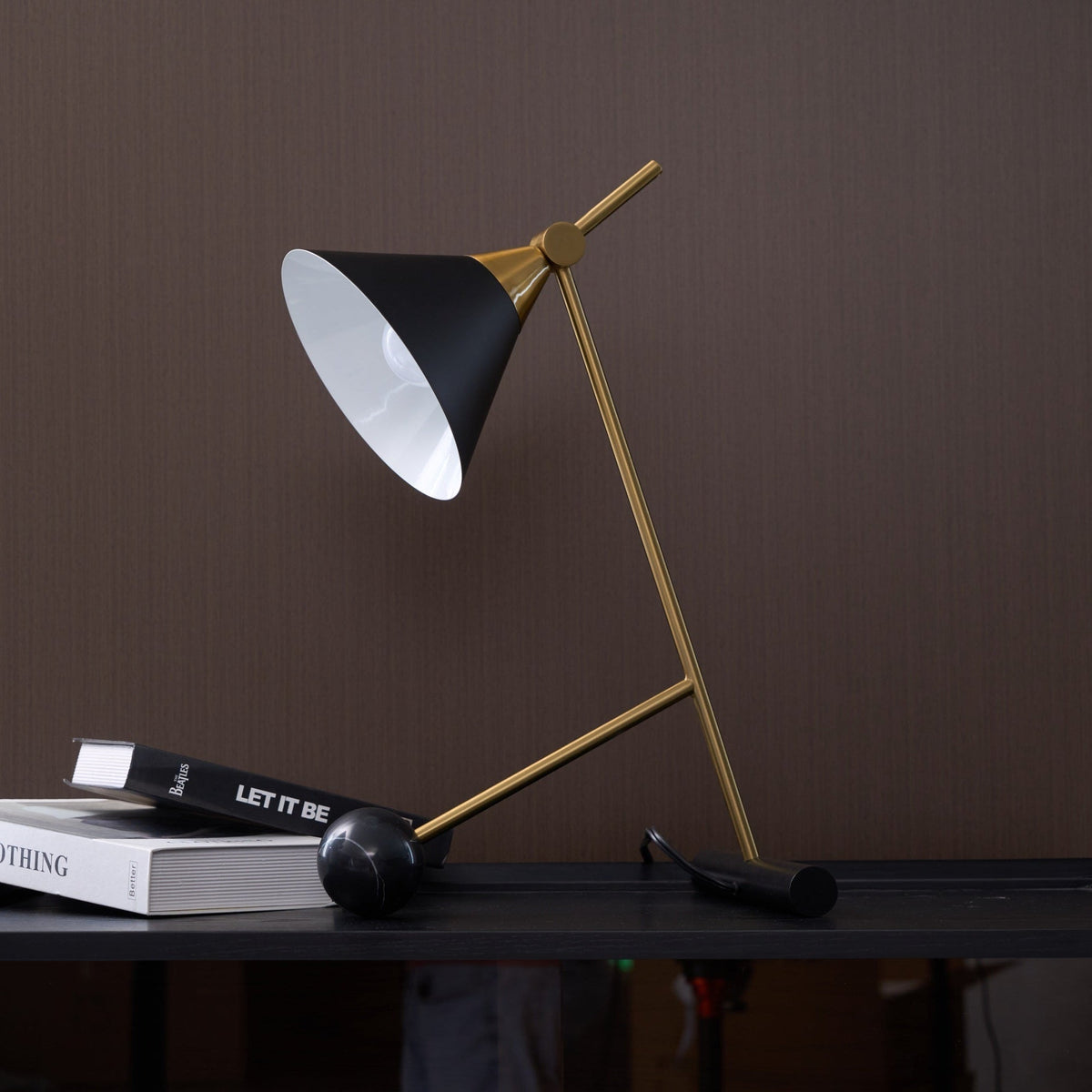 Avelo Marble Geometric Table Lamp