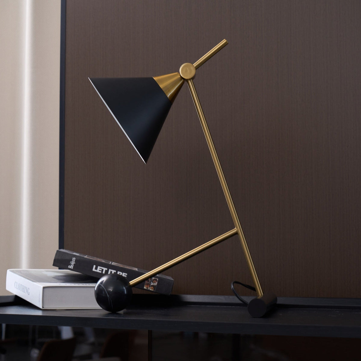 Avelo Marble Geometric Table Lamp