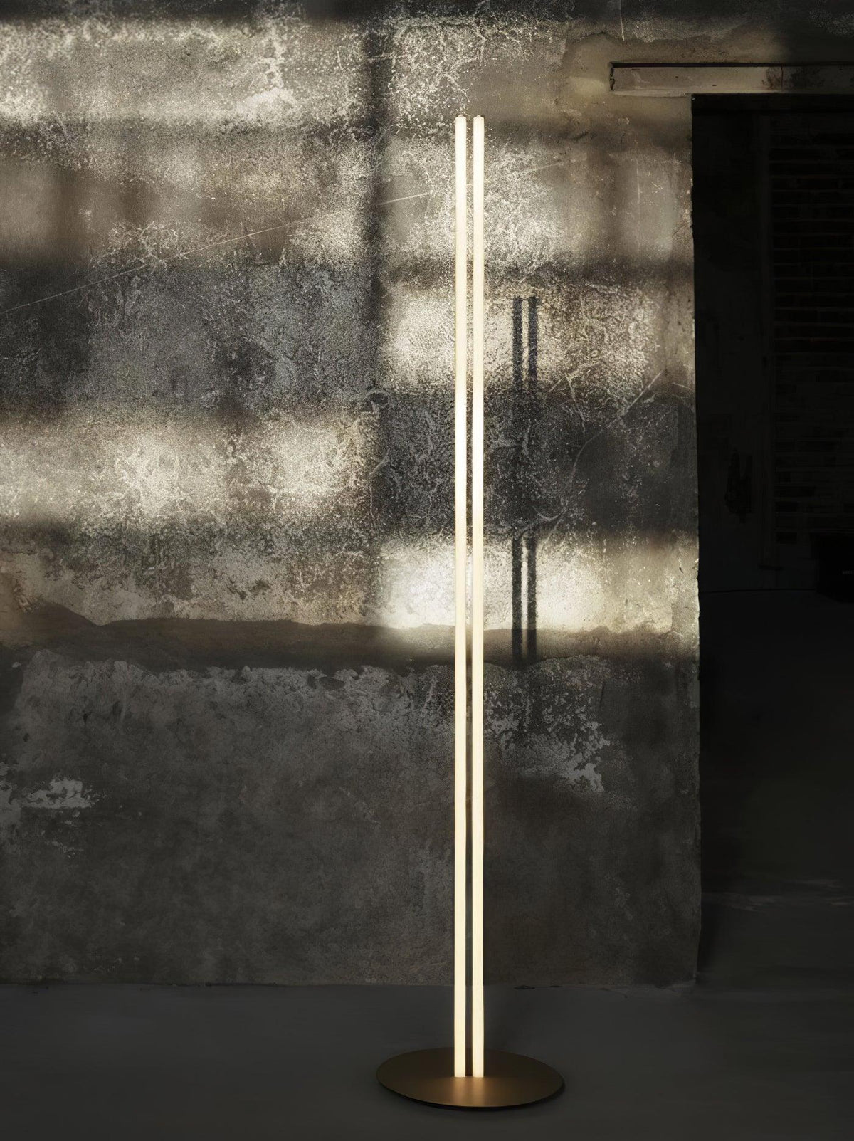 Zesoril Modern Aluminum Table Lamp