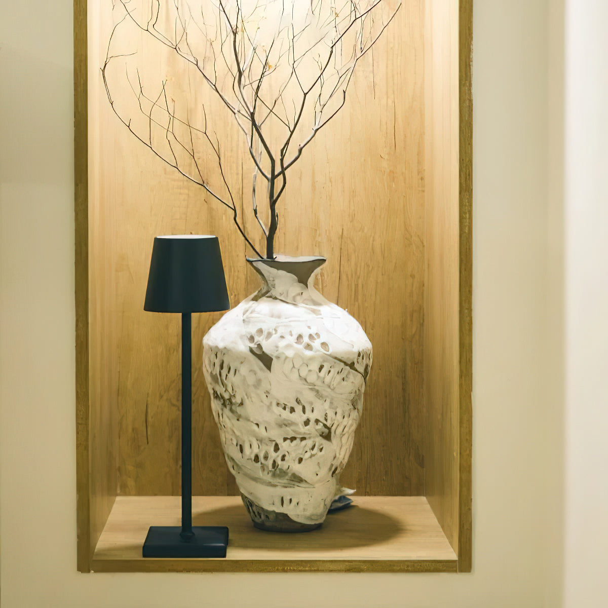 Foxmere Slim Cordless Table Lamp