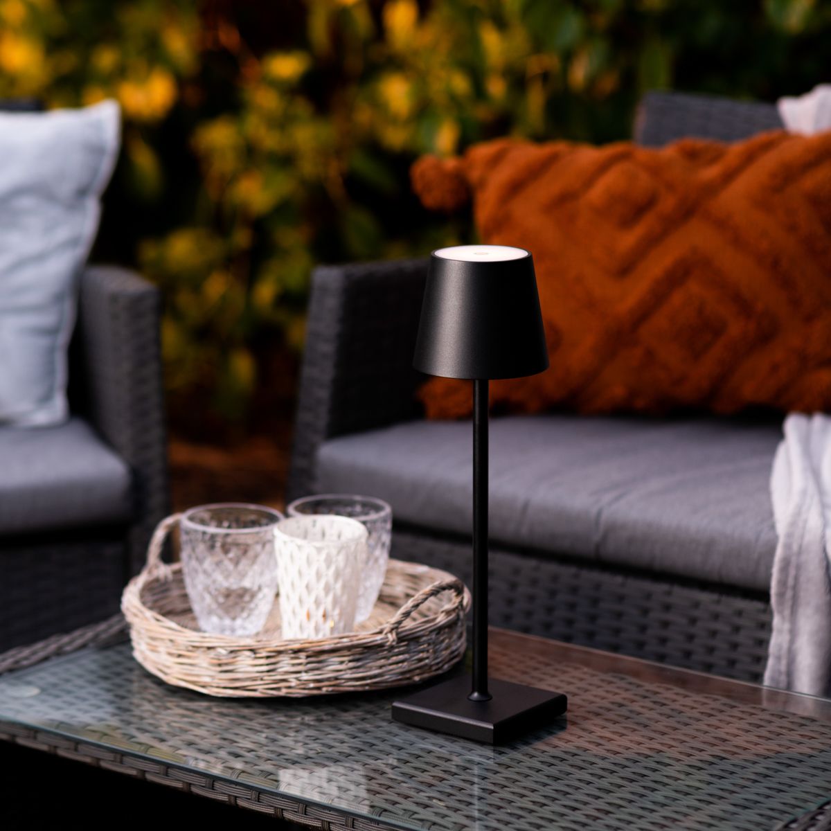 Foxmere Slim Cordless Table Lamp