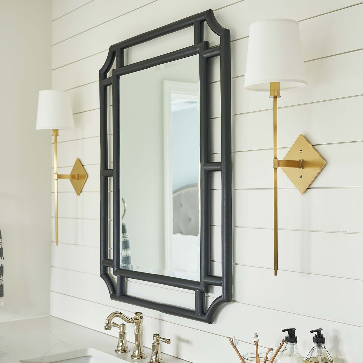 Marblea Wall Lamp