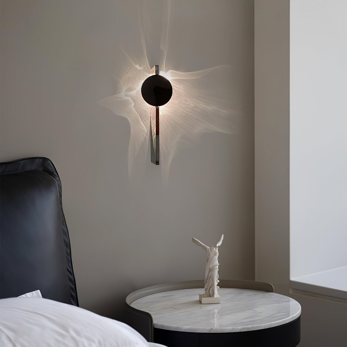 Pethr Wave Minimalist Steel Wall Lamp