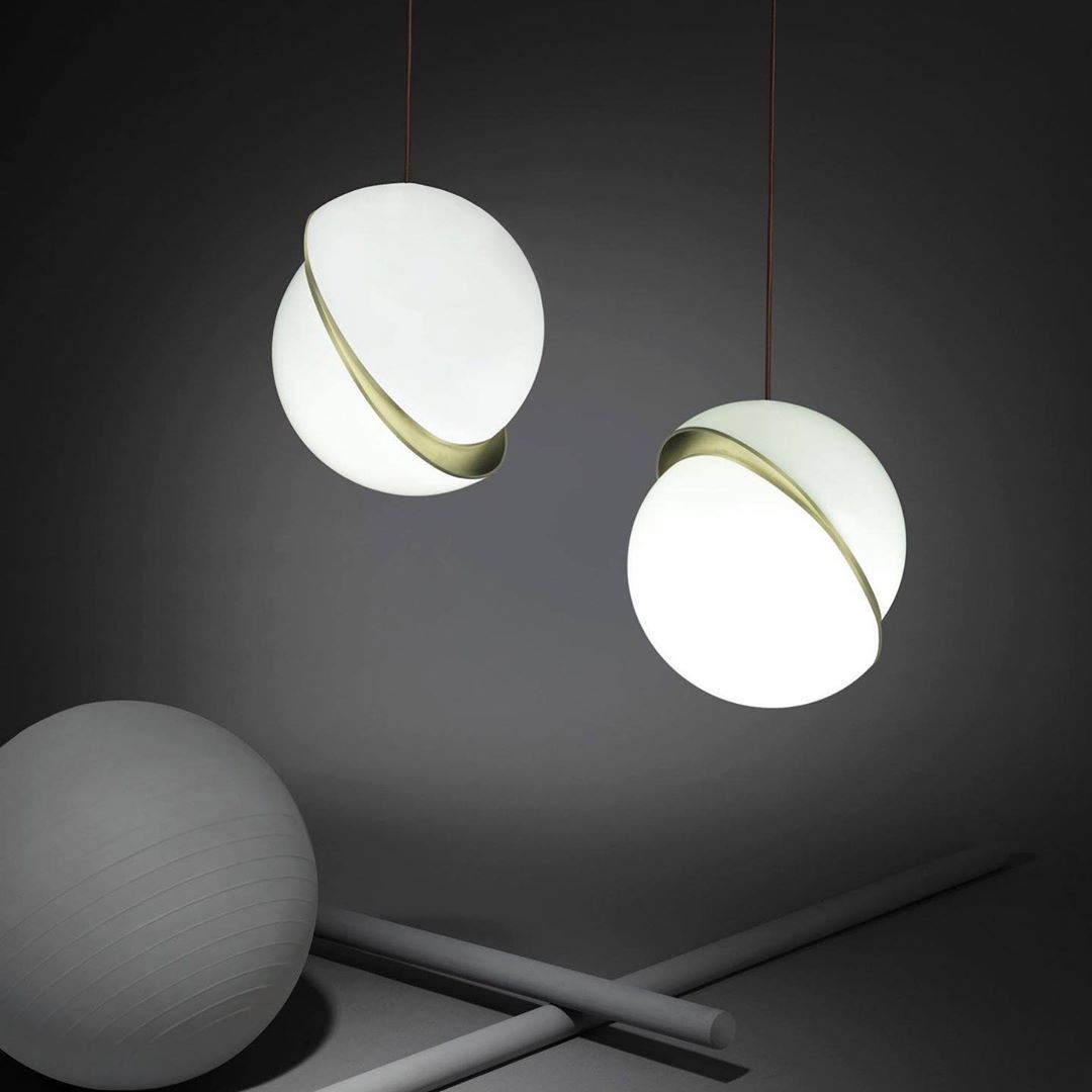 Cavira Pendant Minimalistic Glass Lamp