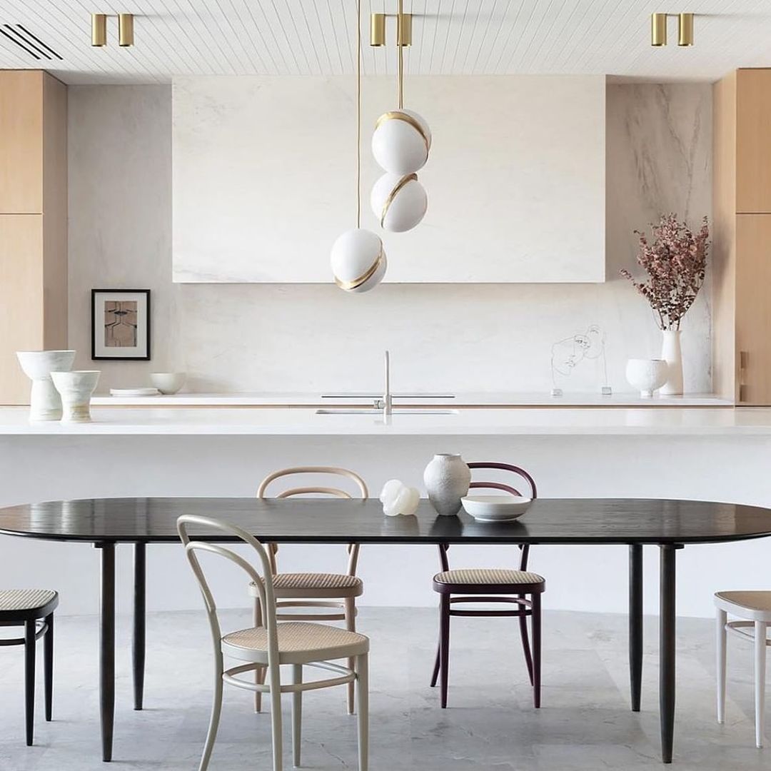 Cavira Pendant Minimalistic Glass Lamp
