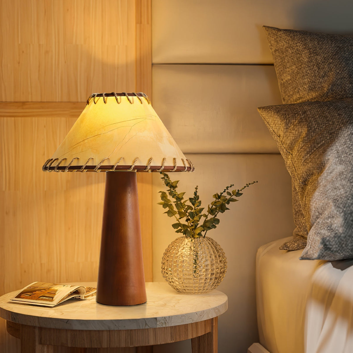 Syleelia Wooden Column Floor Lamp