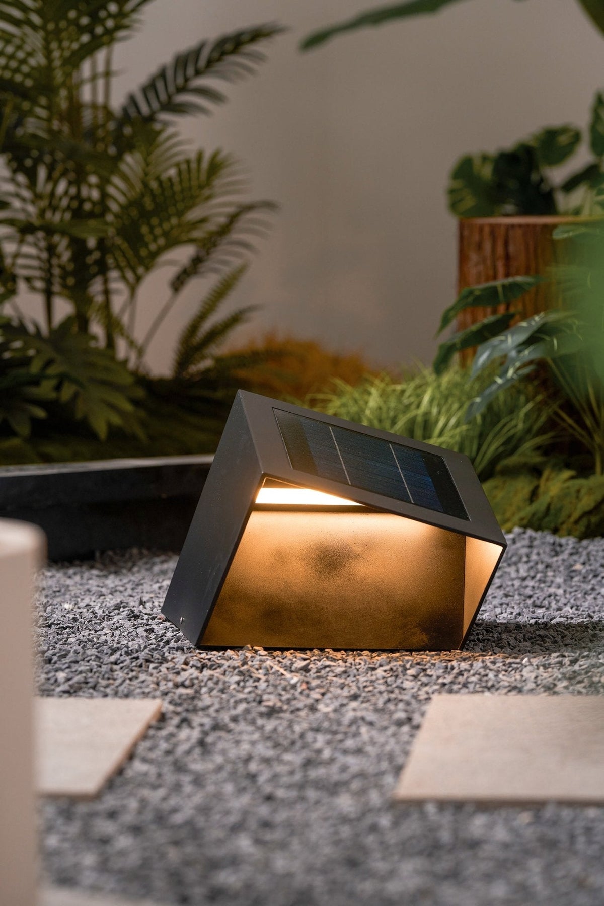 Evsore Unique Cube Garden Solar Outdoor Light