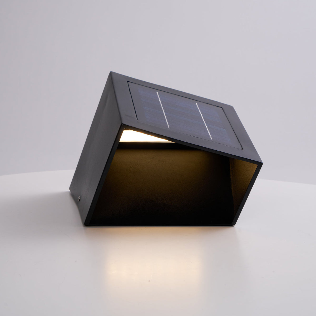 Evsore Unique Cube Garden Solar Outdoor Light
