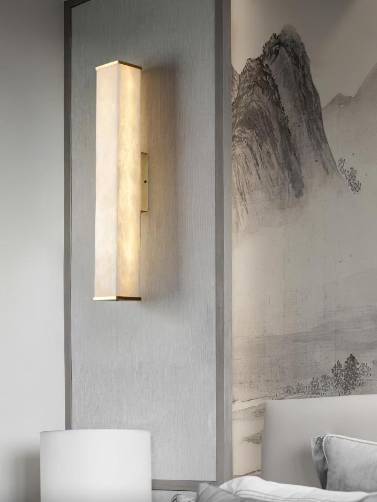 Vithaira Alabaster Linear Wall Lamp