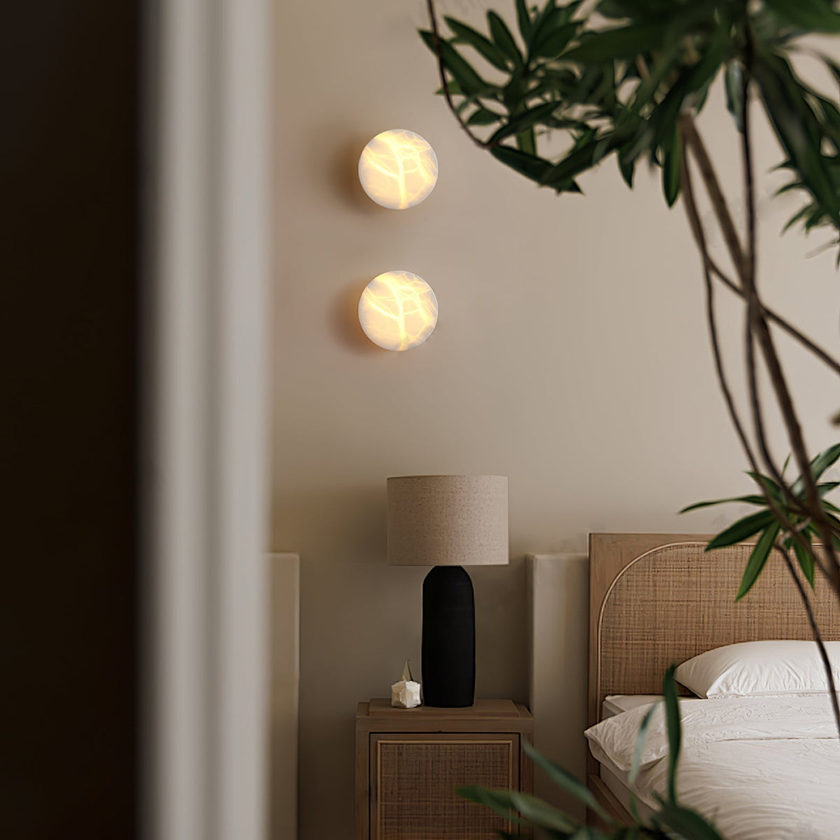 Eiraelia Alabaster Wall Light