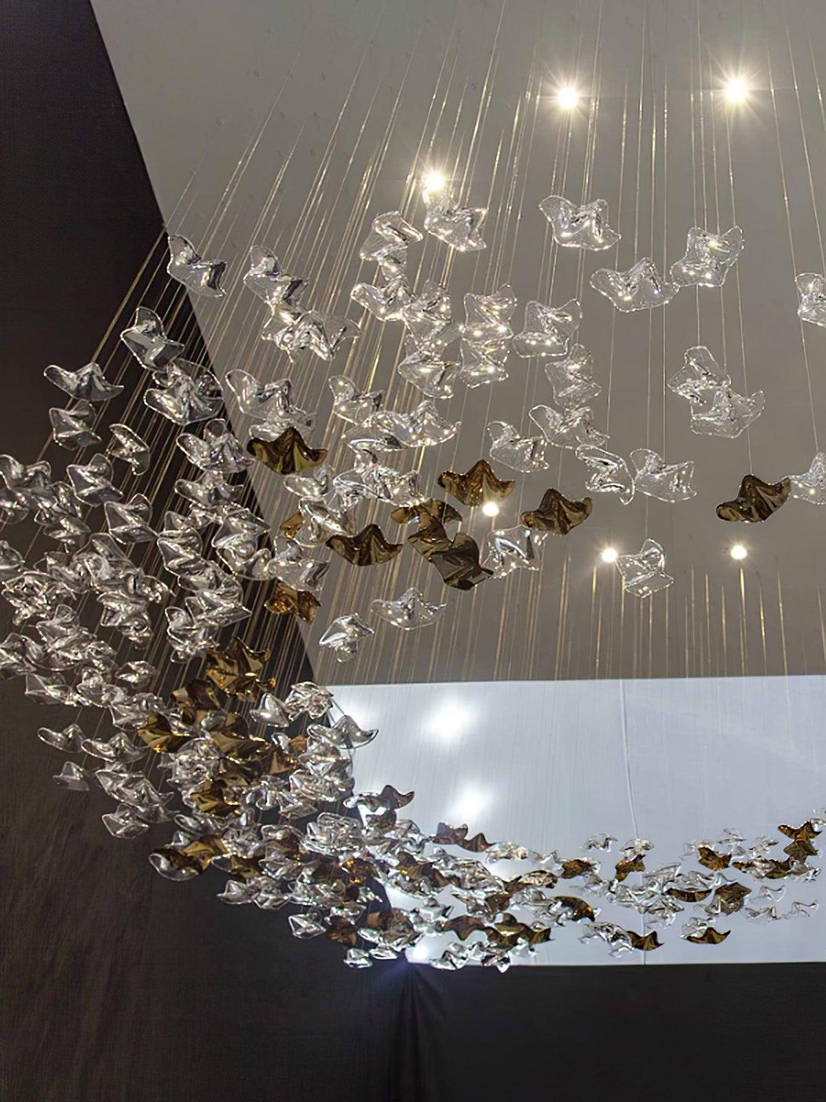 Lisk Luxury Brass Linear Chandelier