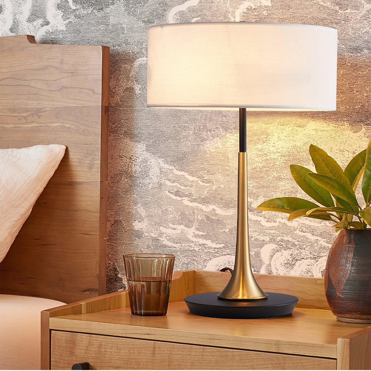 Cepharil Luxe Brass Fabric Desk Lamp