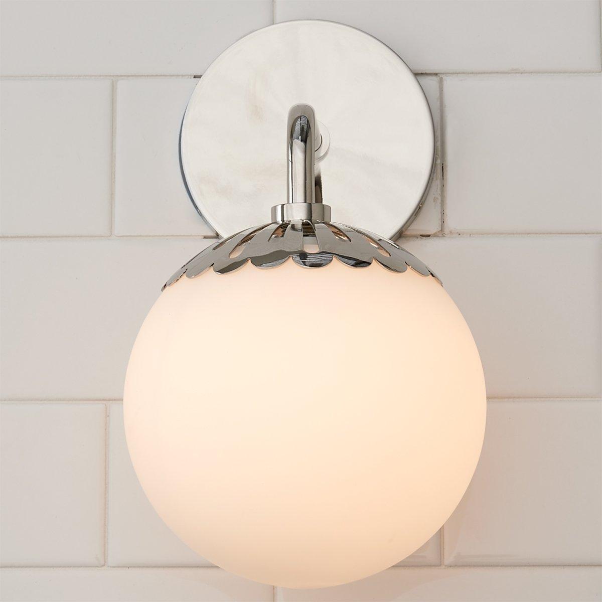 Aveniviella Wall Lamp