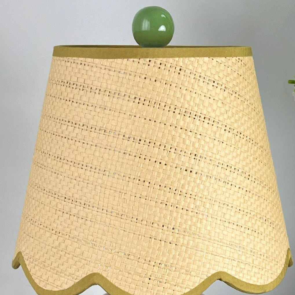 Elmhurstwick Table Lamp