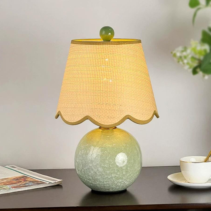 Elmhurstwick Table Lamp