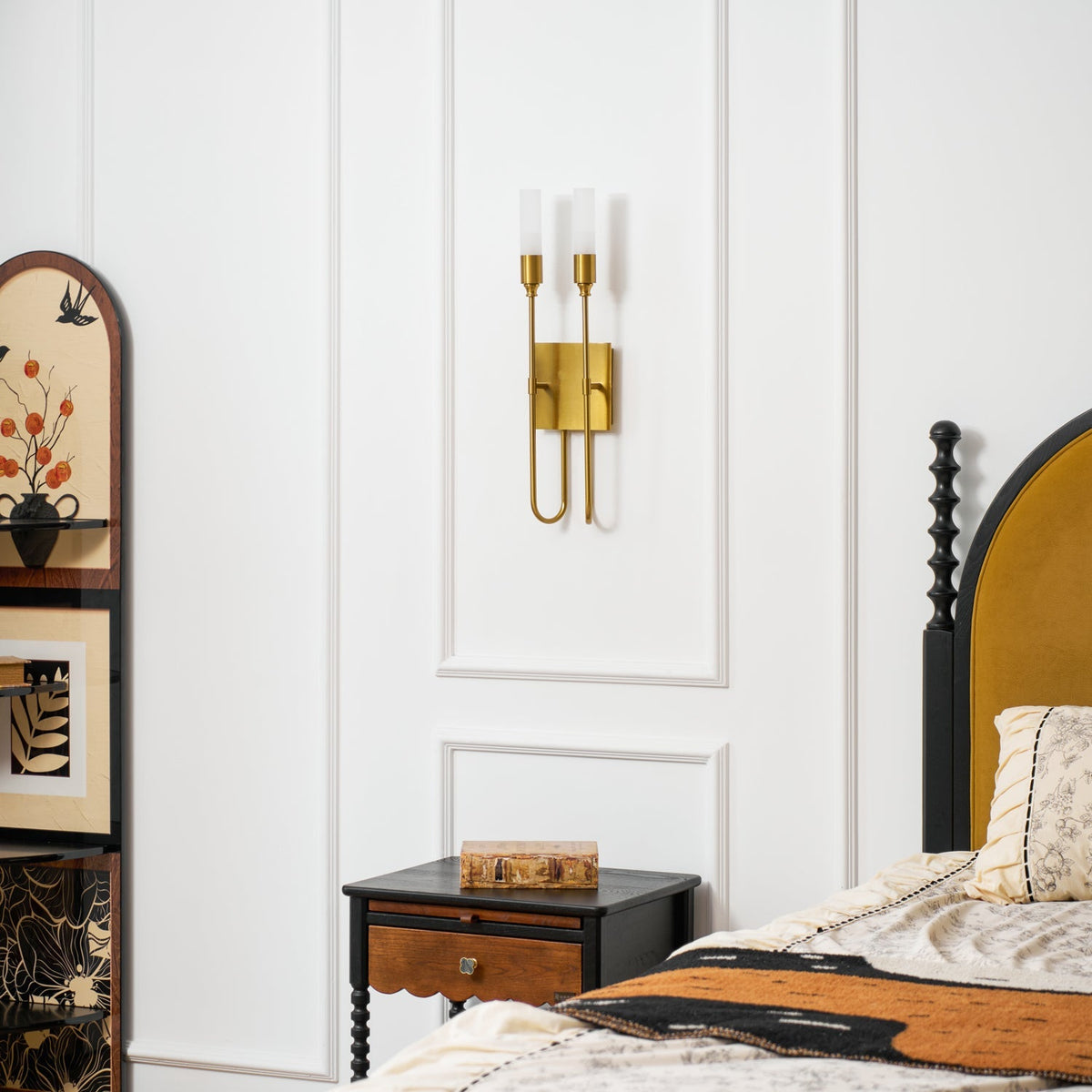 Pipia Double Arrow Indoor Wall Light