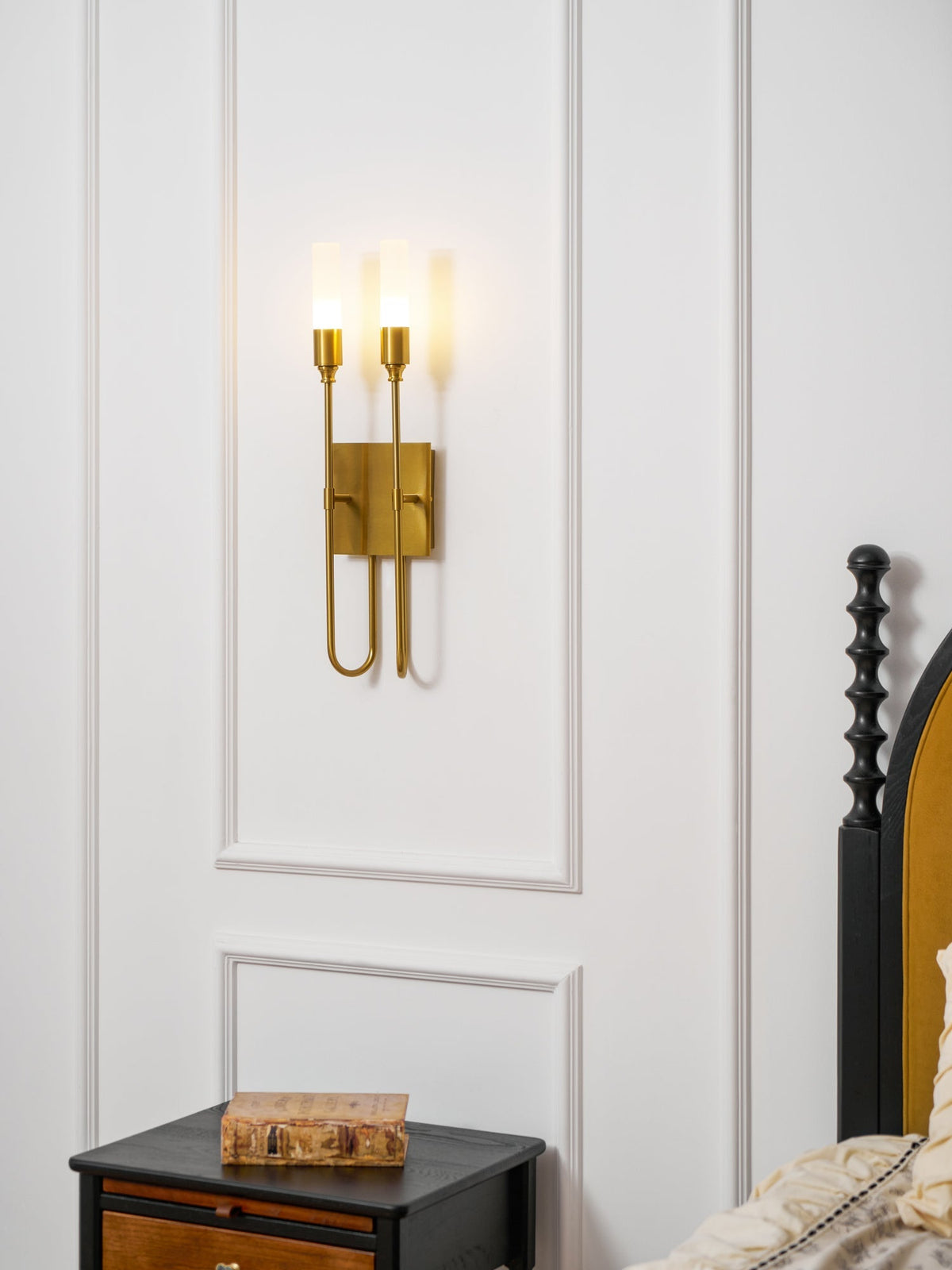 Pipia Double Arrow Indoor Wall Light