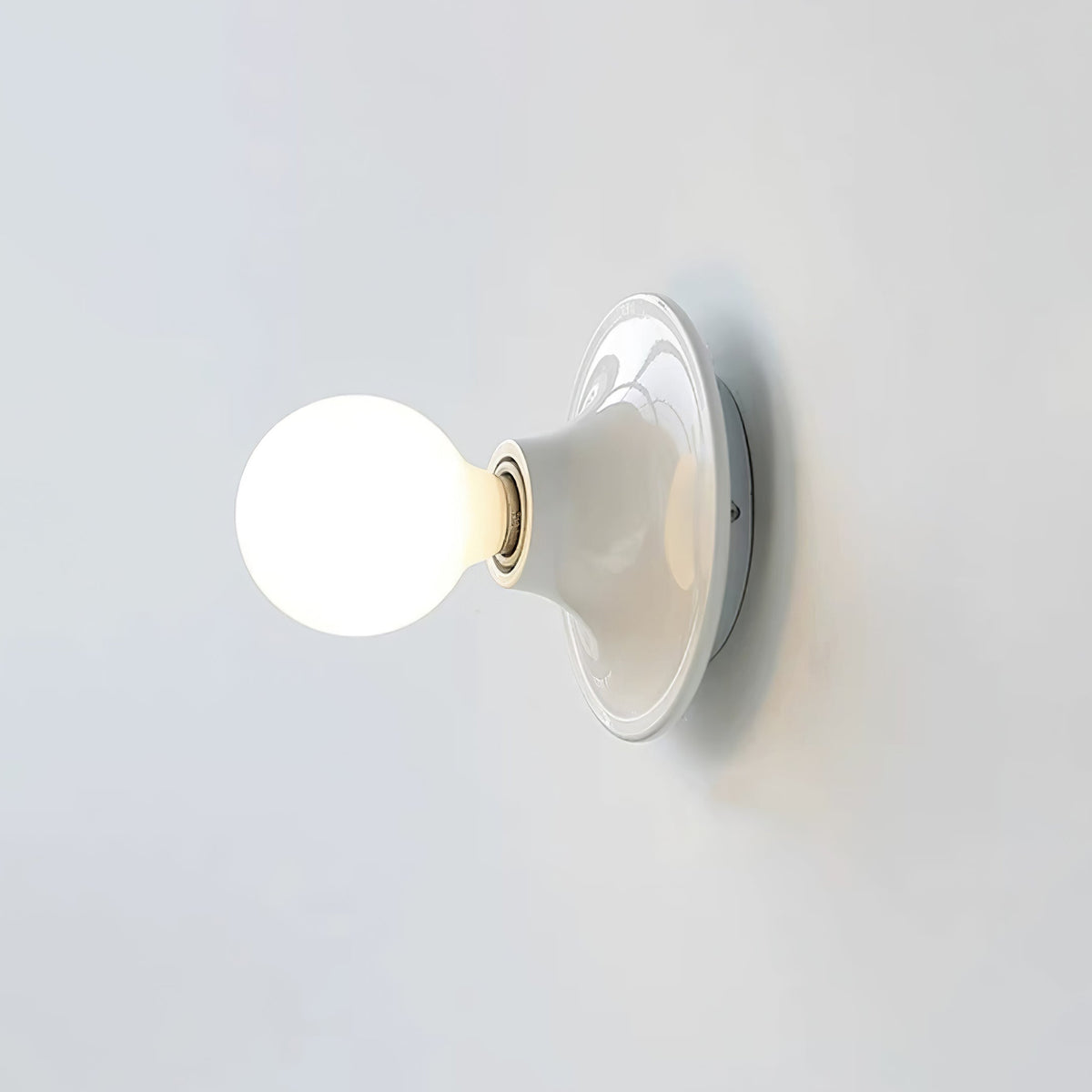Ortheen Modern Minimalist Glass Sconce Wall lamp