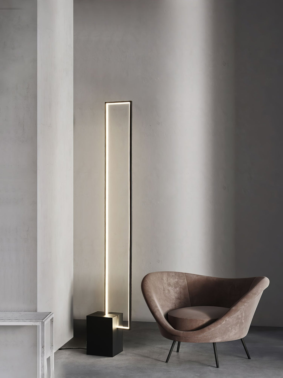 Keloza Aluminum Floor Lamp